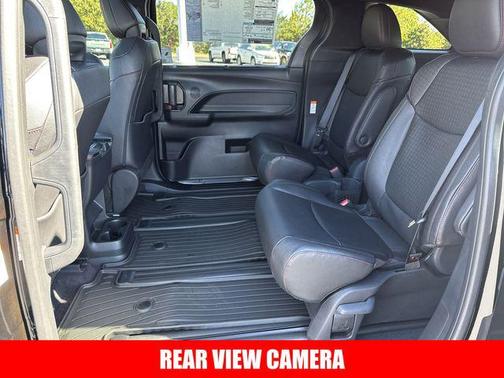 2025 Toyota Sienna XSE 7 Passenger