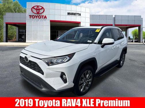 2019 Toyota RAV4 XLE Premium