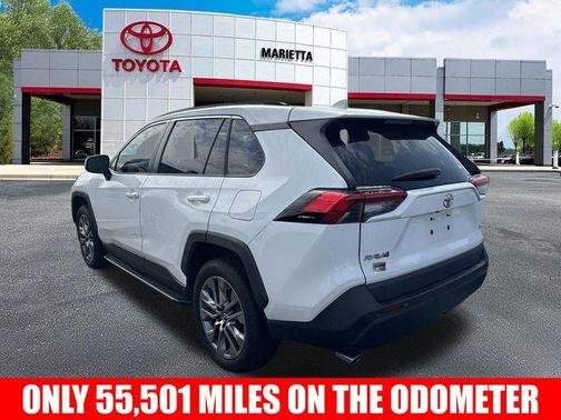 2019 Toyota RAV4 XLE Premium