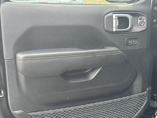 2024 Jeep Wrangler 4-Door Sahara 4x4