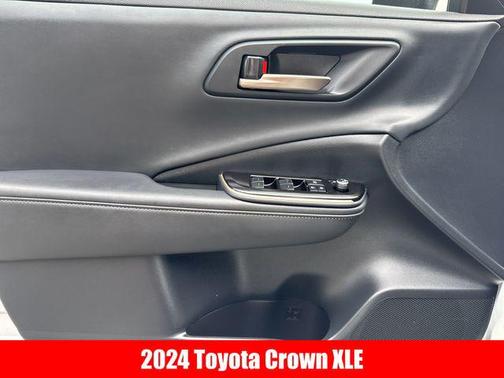 2024 Toyota Crown XLE