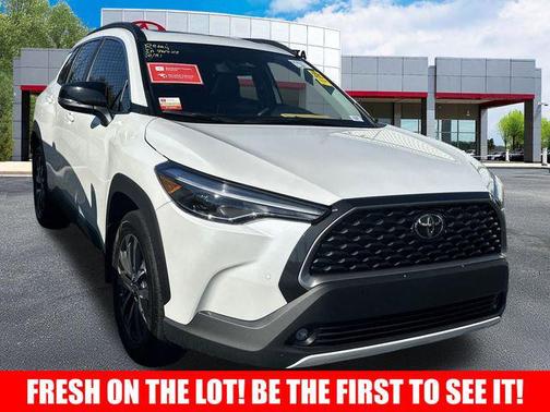 2025 Toyota Corolla Cross XLE