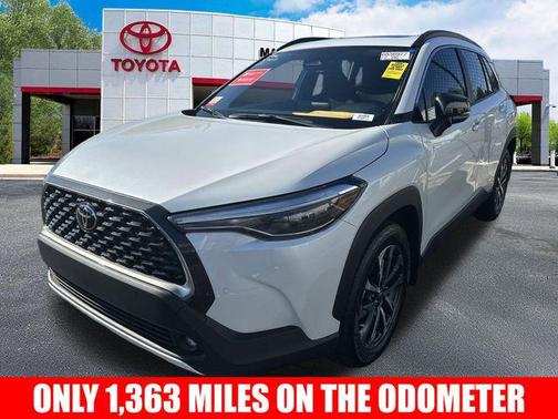 2025 Toyota Corolla Cross XLE