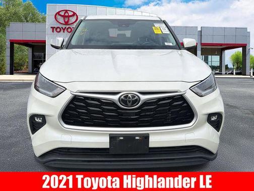 Blizzard Pearl 2021 Toyota Highlander LE
