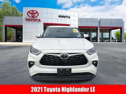 Blizzard Pearl 2021 Toyota Highlander LE