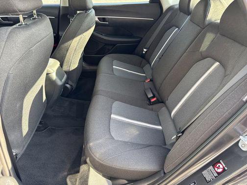 2020 Hyundai SONATA SE