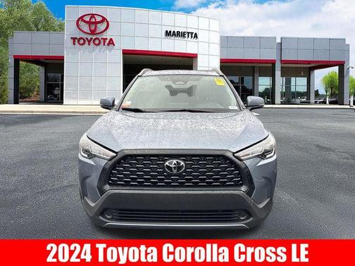 2024 Toyota Corolla Cross LE