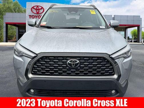 2023 Toyota Corolla Cross XLE