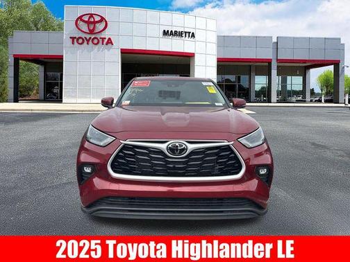 Ruby Flare Pearl 2025 Toyota Highlander LE