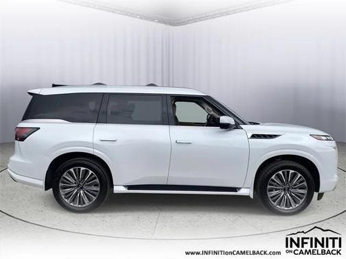 2026 INFINITI QX80 Luxe