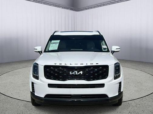 Glacial White Pearl 2022 Kia Telluride EX