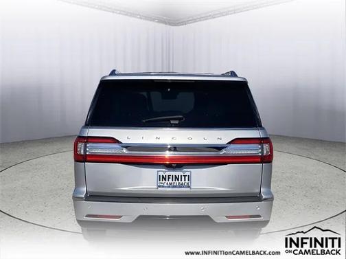 2018 Lincoln Navigator Select