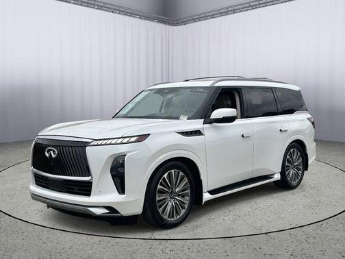 2025 INFINITI QX80 SENSORY AWD