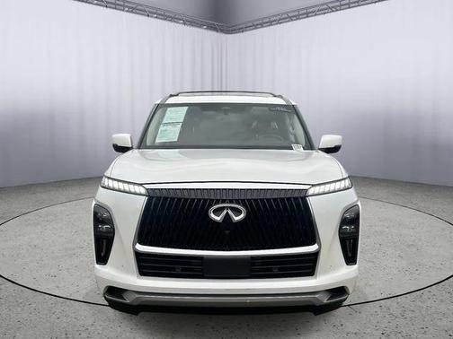 2025 INFINITI QX80 SENSORY AWD