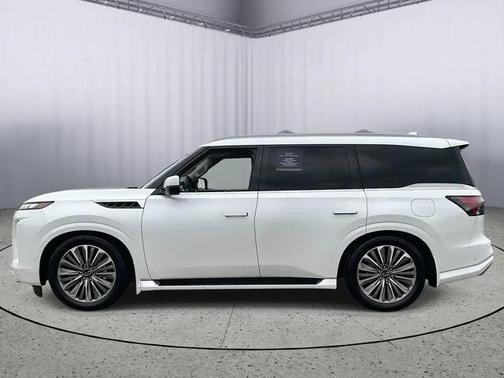 2025 INFINITI QX80 SENSORY AWD