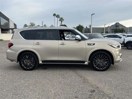 2023 INFINITI QX80 SENSORY AWD