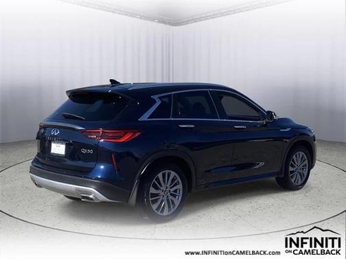2023 INFINITI QX50 LUXE