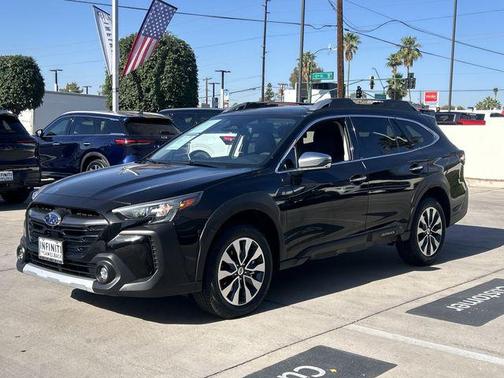 Crystal Black Silica 2023 Subaru Outback Touring XT