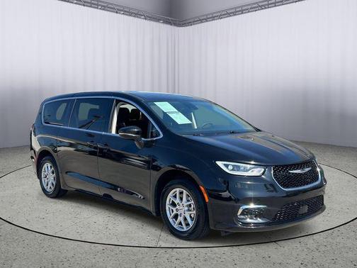 Diamond Black 2024 Chrysler Pacifica Touring L