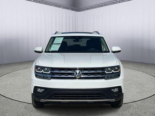 Pure White 2019 Volkswagen Atlas 3.6L SE w/Technology