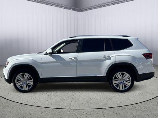 Pure White 2019 Volkswagen Atlas 3.6L SE w/Technology