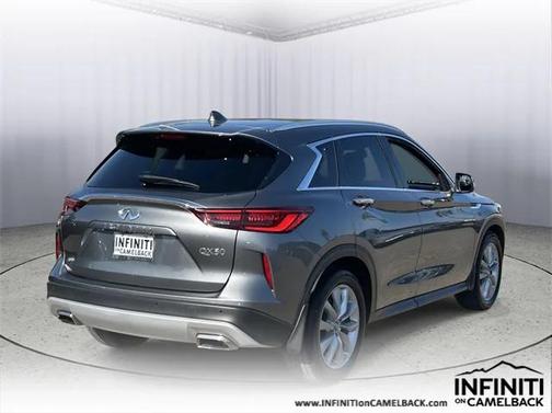 2022 INFINITI QX50 LUXE AWD