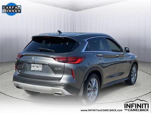 2022 INFINITI QX50 LUXE AWD