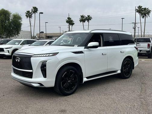 2025 INFINITI QX80 SENSORY AWD