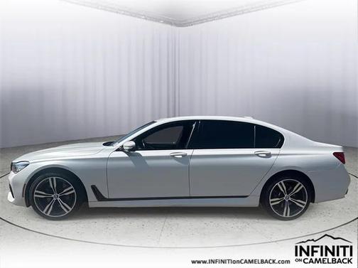 2019 BMW 740 740i