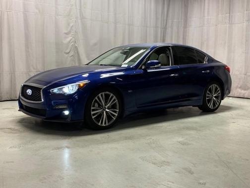 Photo 1 of 32 of 2019 INFINITI Q50 3.0t Sport