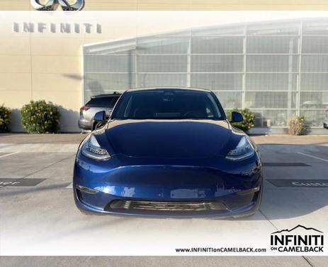 2022 Tesla Model Y Long Range Dual Motor All-Wheel Drive