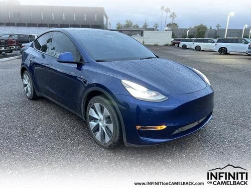 2022 Tesla Model Y Long Range Dual Motor All-Wheel Drive