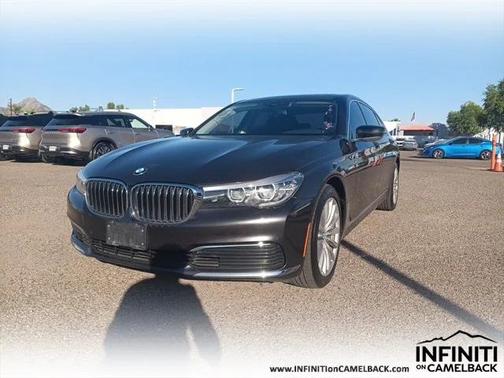 2019 BMW 740 740i