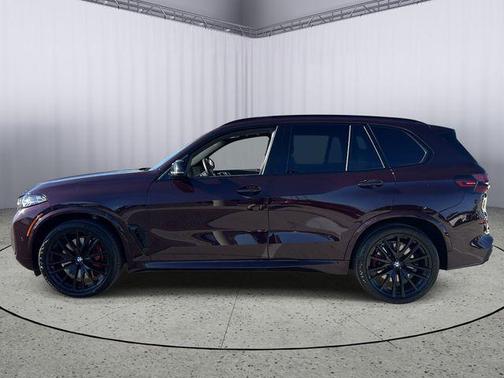 2024 BMW X5 M60i