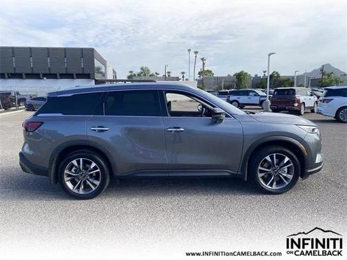 2025 INFINITI QX60 Luxe