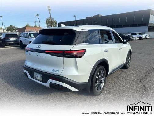 2023 INFINITI QX60 Luxe