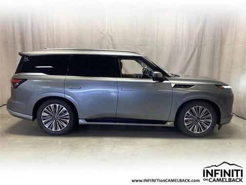 2025 INFINITI QX80 SENSORY AWD