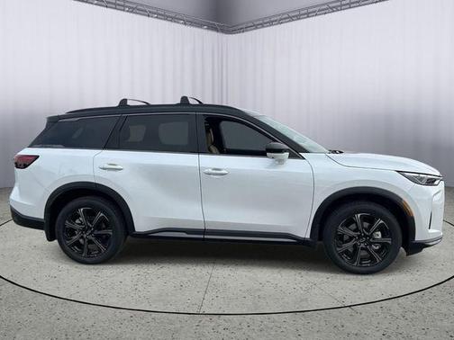 Radiant White/Black Obsidian 2026 INFINITI QX60 AUTOGRAPH