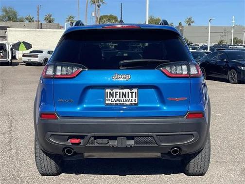 2022 Jeep Cherokee Trailhawk