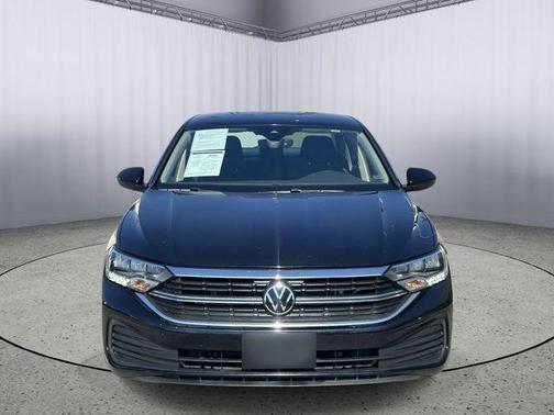 Platinum Gray Metallic 2024 Volkswagen Jetta 1.5T S