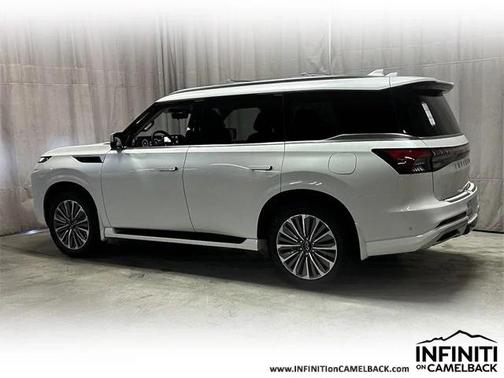 2025 INFINITI QX80 SENSORY AWD