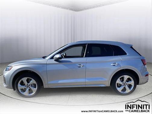 2022 Audi Q5 45 S line Premium Plus