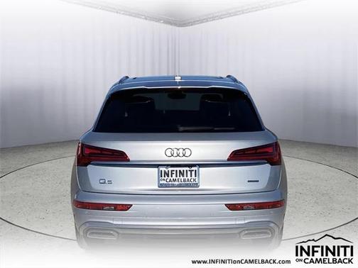2022 Audi Q5 45 S line Premium Plus