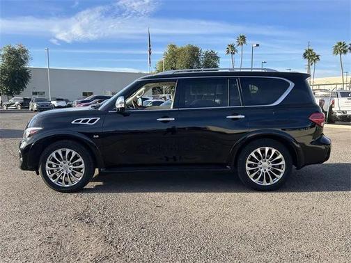 2017 INFINITI QX80 Base