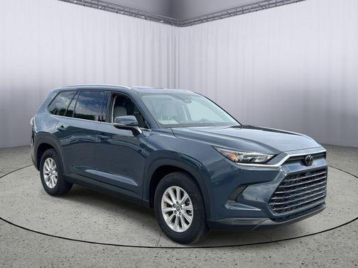 Cloud 2025 Toyota Grand Highlander XLE