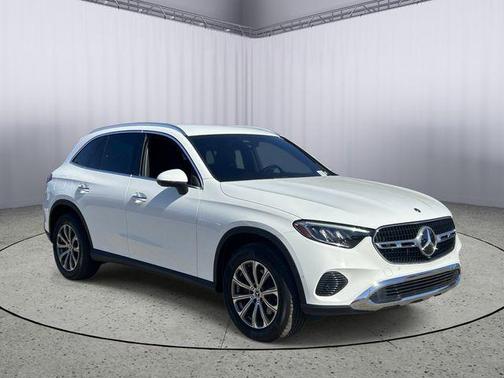 White 2025 Mercedes-Benz GLC 300 Base