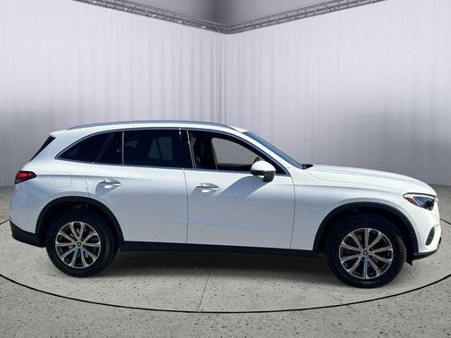 White 2025 Mercedes-Benz GLC 300 Base