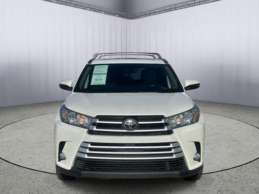 Blizzard Pearl 2018 Toyota Highlander XLE
