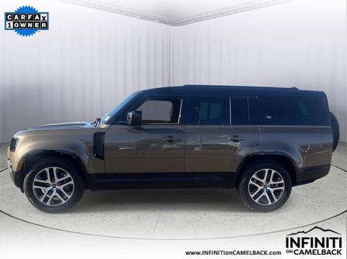2024 Land Rover Defender 130 P400 X-Dynamic SE