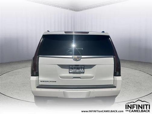 2018 Cadillac Escalade Premium Luxury